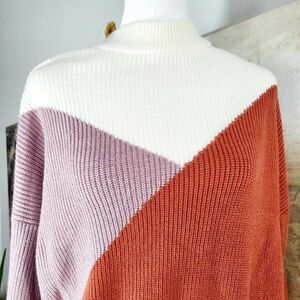 New with tag SOPHIE RUE knitted sweater size S.